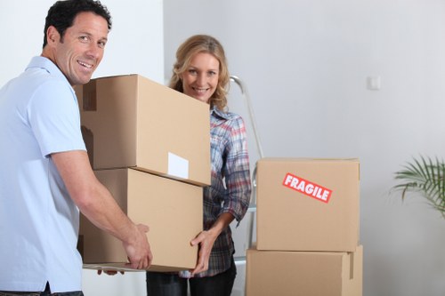 Local Northwood street access considerations for a moving truck