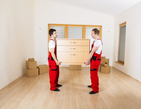 Truck hire support for furniture and boxes in Northwood