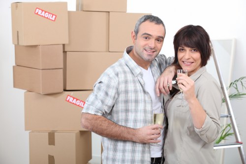 Removal van service for homes and businesses in Northwood